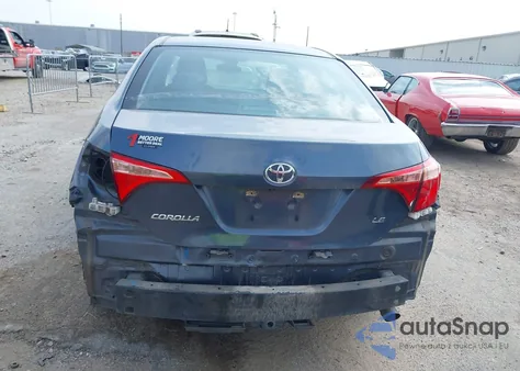 2017 Toyota Corolla Le z USA, uszkodzony, nr VIN 5YFBURHE6HP658876